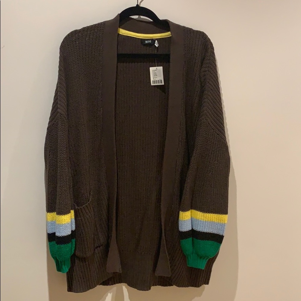 BDG cardigan sweater - Size Medium - Never worn